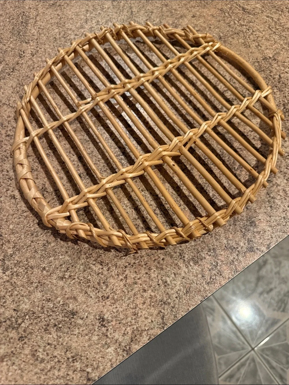 Natural Rattan Round Trivet / Hot Pad - Beige